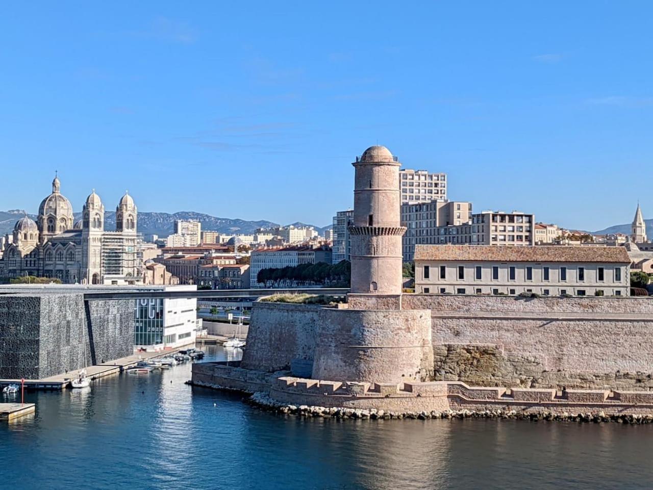 Vue Mer Le Panoramique Vieux-Port De Marsella Exterior foto