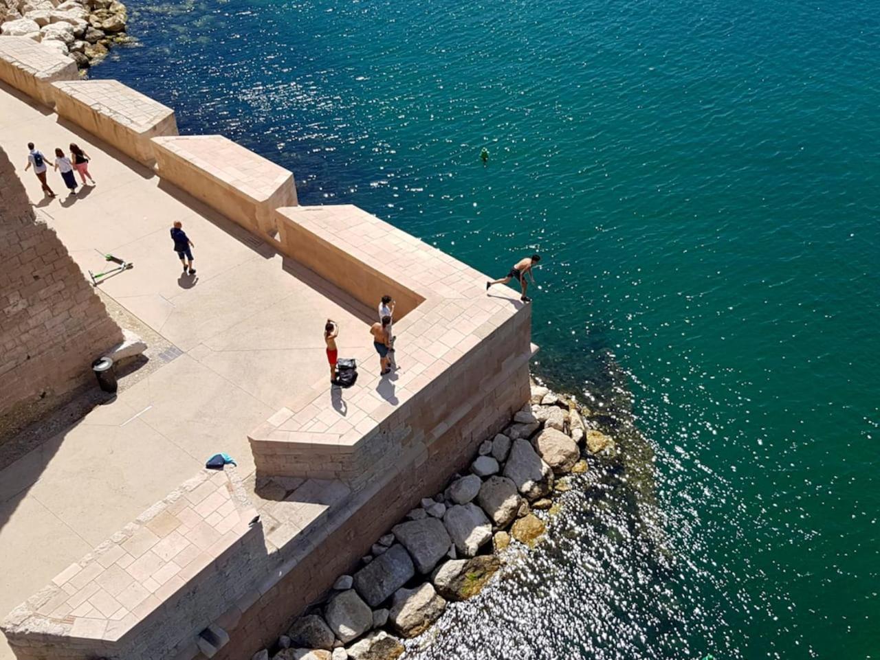 Vue Mer Le Panoramique Vieux-Port De Marsella Exterior foto